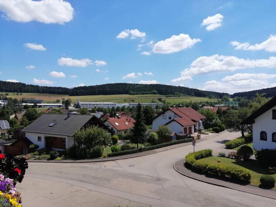 Moderne Ferienwohnung - Neu Renoviert - Ruhige Lage Waldachtal Exteriér fotografie