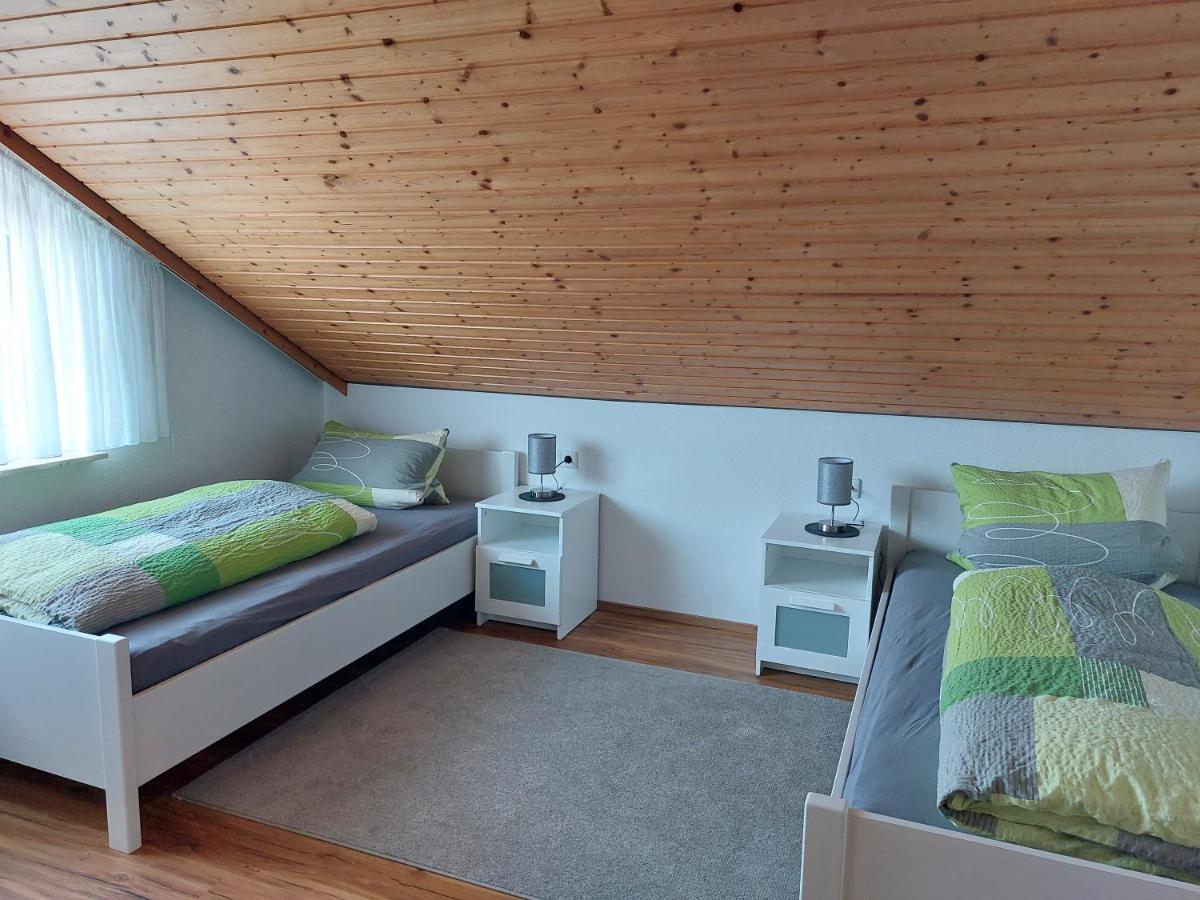 Moderne Ferienwohnung - Neu Renoviert - Ruhige Lage Waldachtal Exteriér fotografie