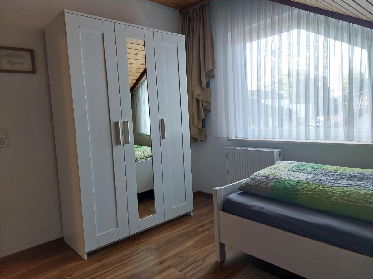 Moderne Ferienwohnung - Neu Renoviert - Ruhige Lage Waldachtal Exteriér fotografie